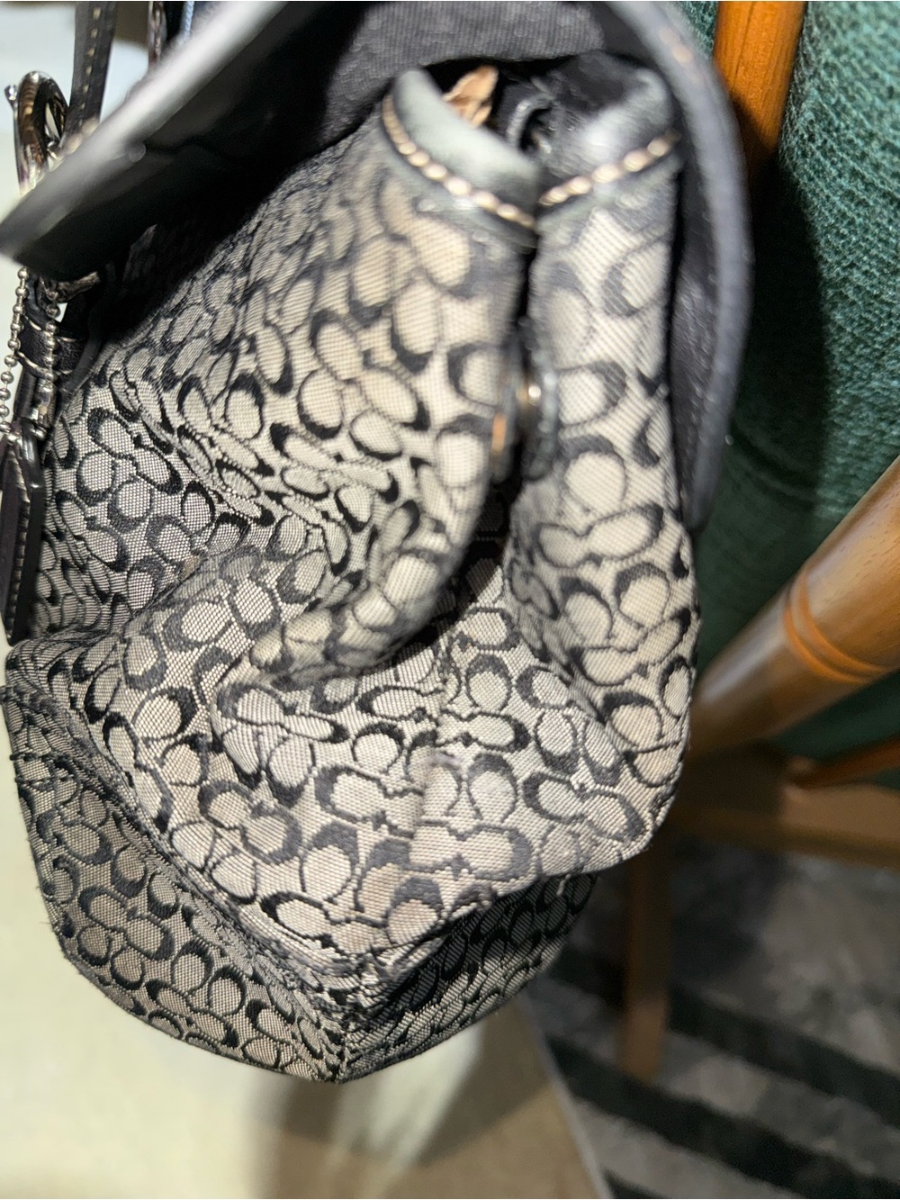 COACH Some Rehab Needed Vintage Soho Signature Jacquard Flap Satchel Black/Grey - Picture 12 of 16